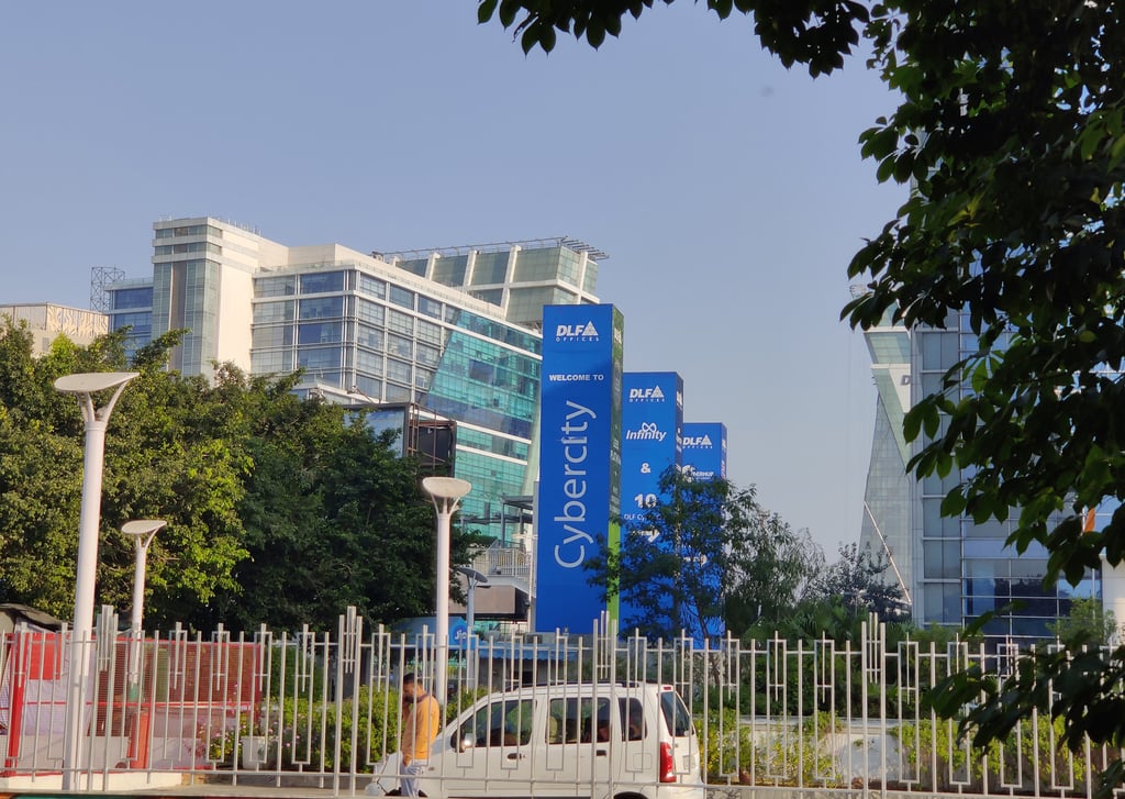 A cyber hub in Gurgaon, India. The country has a thriving US$150 billion outsourcing industry. Photo: Xinhua