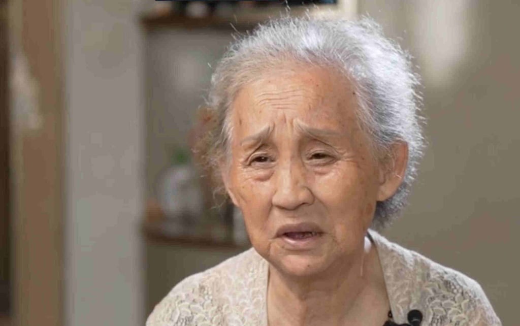 Xu Yan, above, tells her story while appearing in a documentary programme aired in China. Photo: chinaqw.com