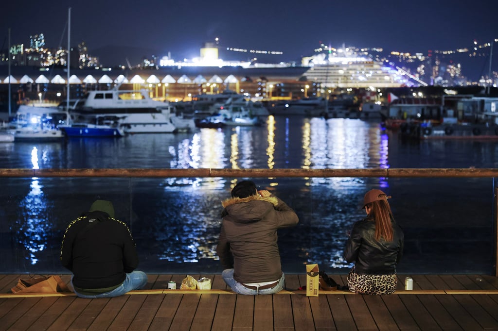 Kwun Tong Promenade is a popular gathering spot for young people. Photo: Edmond So