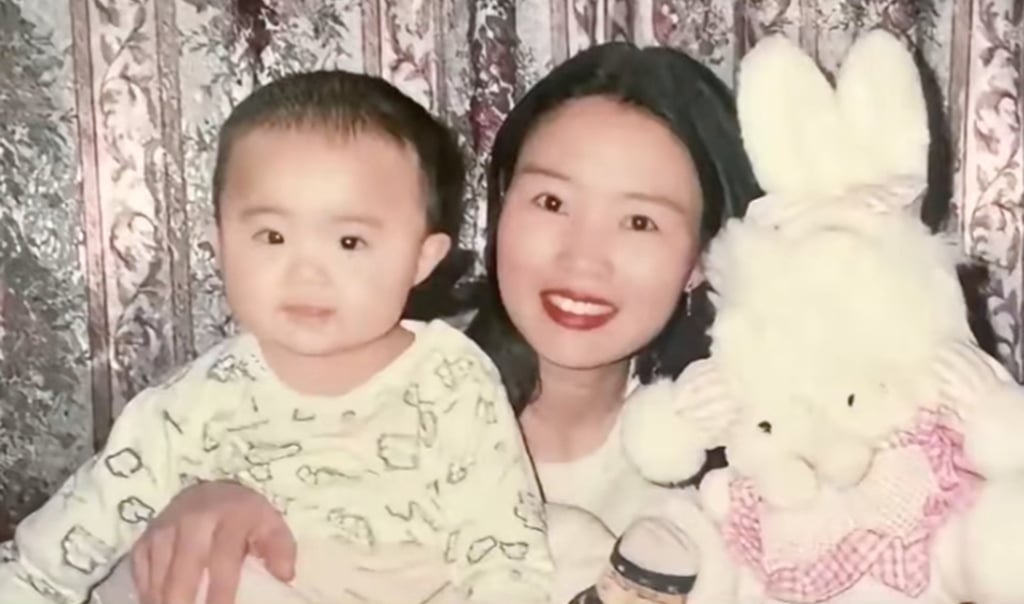 Sun, now 27, in happier times with her smiling mother when she was a baby. Photo: Douyin