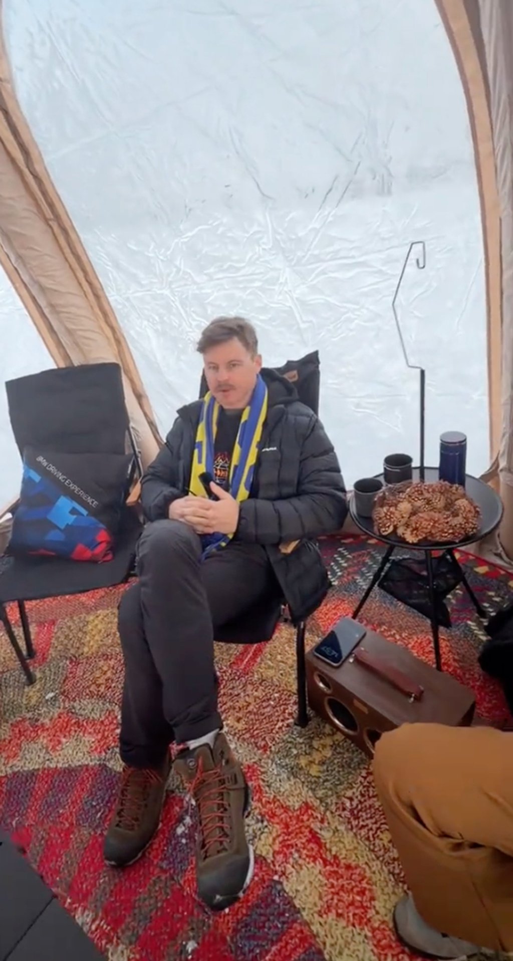 Gustav Holmgren has settled in nicely to the sub-zero temperatures in Inner Mongolia. Photo: Douyin