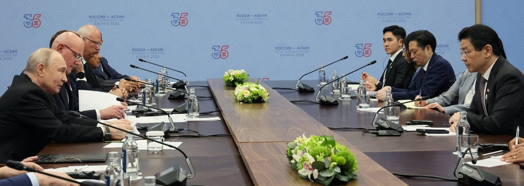 Russia’s President Vladimir Putin (left) and Singapore’s Prime Minister Lawrence Wong (right) attend a meeting on the sidelines of the Russia-Asean Summit in Kazan on Thursday. Photo: Reuters