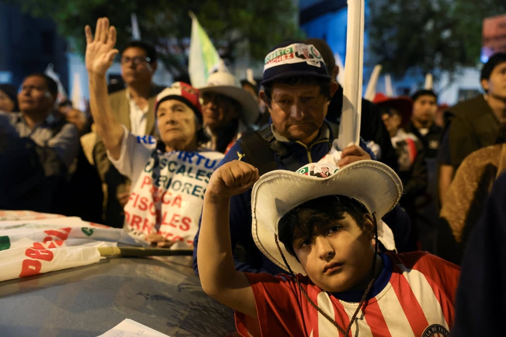 Supporters of Roberto Sanchez take part in a protest in Lima, Peru, on June 19. Photo: Reuters