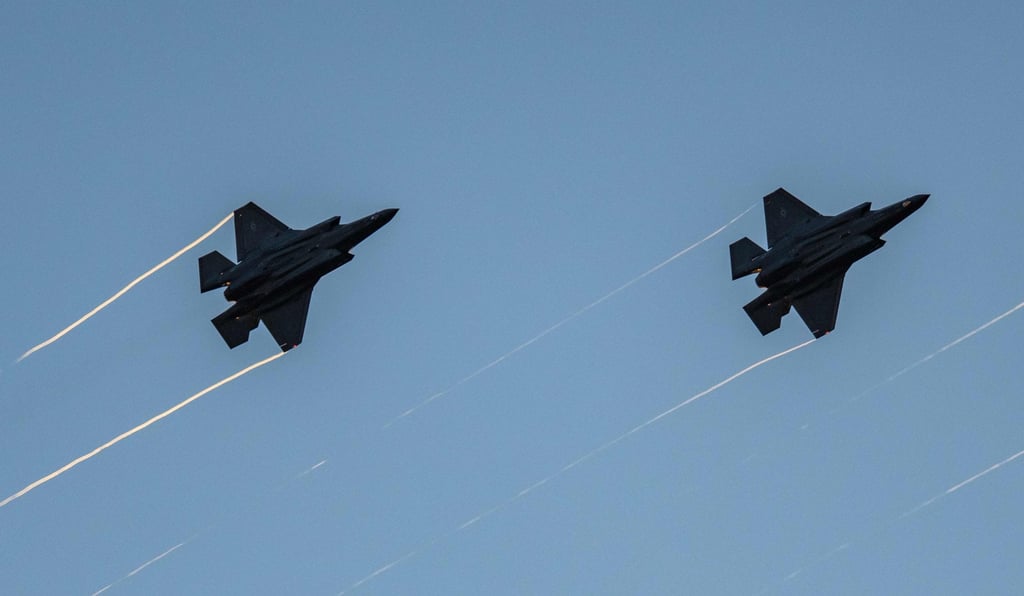 F-35s fly in formation during a kick-off celebration for the Great American State Fair on the National Mall in Washington on June 24. Photo: AFP