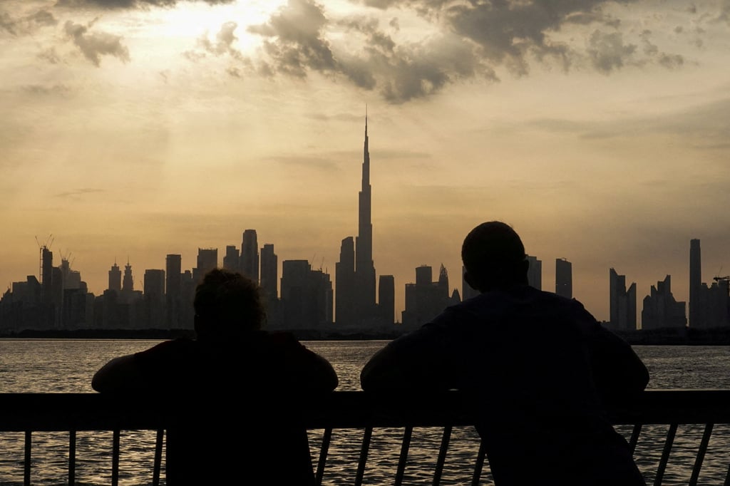 Daily passenger flights to Dubai will be postponed until October 25. Photo: Reuters