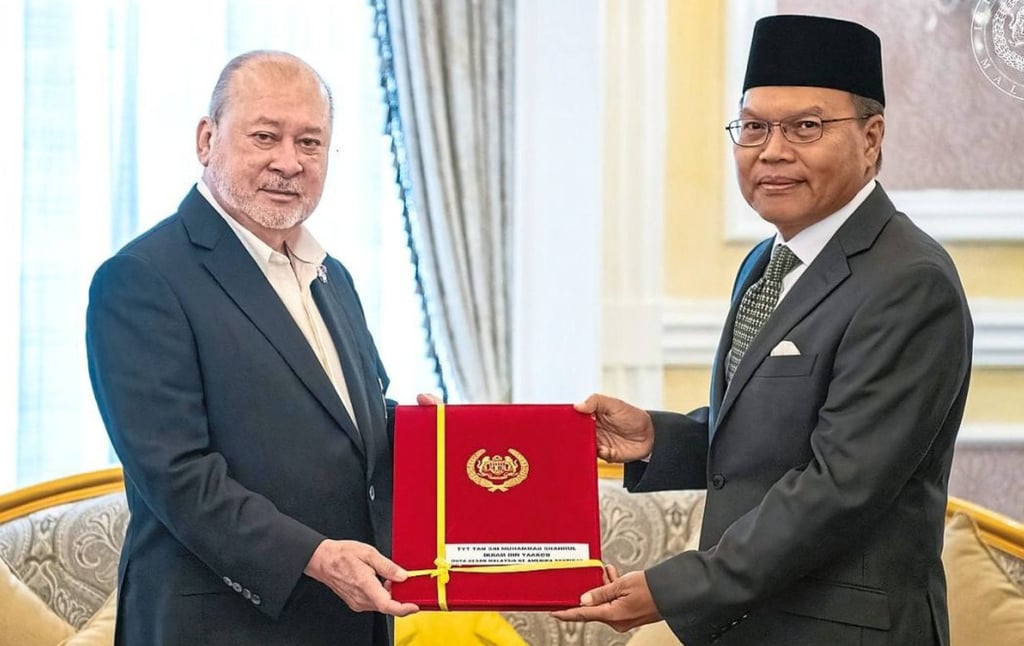Malaysia’s king, Sultan Ibrahim Iskandar (left), appoints Muhammad Shahrul Ikram Yaakob to be ambassador to the US in June 2025. Photo: Facebook/officialsultanibrahim