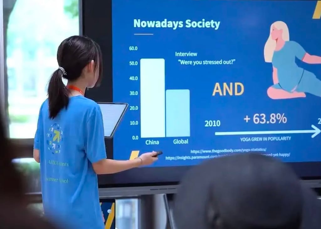 A student presents a financial plan at one of these immersive FQ training camps, which typically span a week to 10 days and charge a minimum fee of 12,800 yuan (US$1,900) per participant. Photo: QQ.com