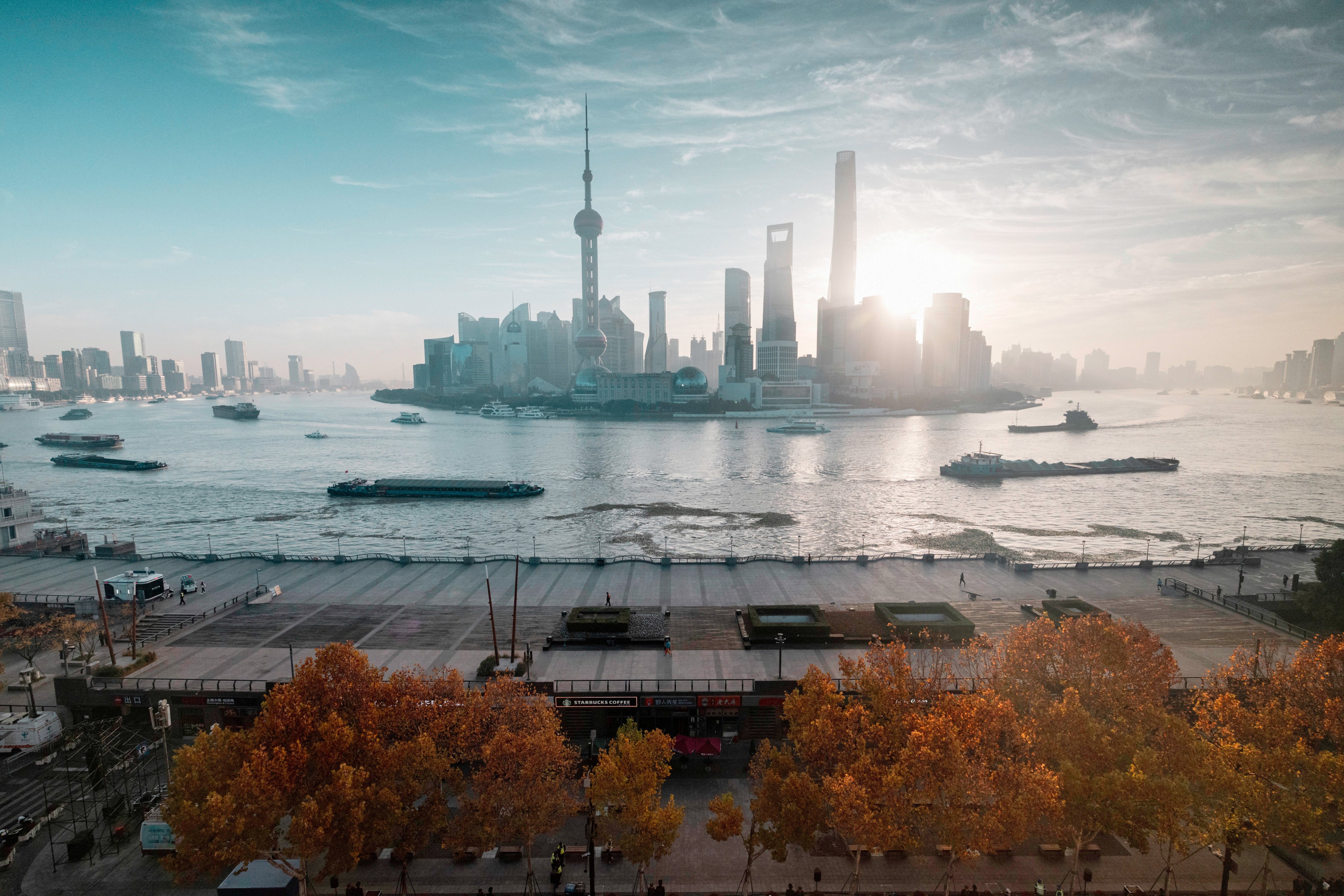 Cargo ships sail on the Huangpu River in Shanghai, China, November 30, 2025. Photo: EPA