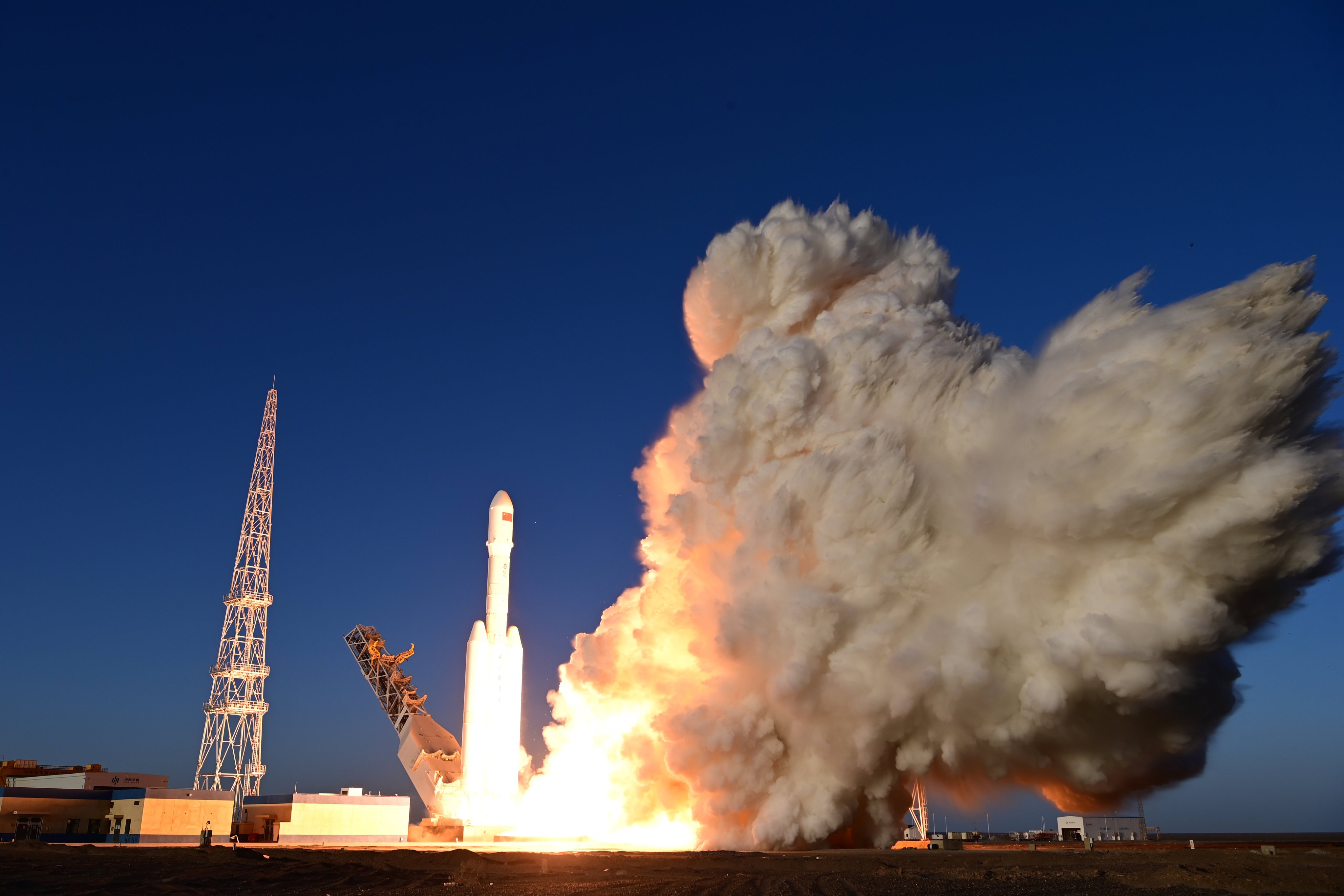 A Lijian-2 Y1 rocket blasts off from the Dongfeng landing site in northwest China in March. Hong Kong must develop professional services to support its emerging aerospace sector, says former city leader Leung. Photo: Xinhua
