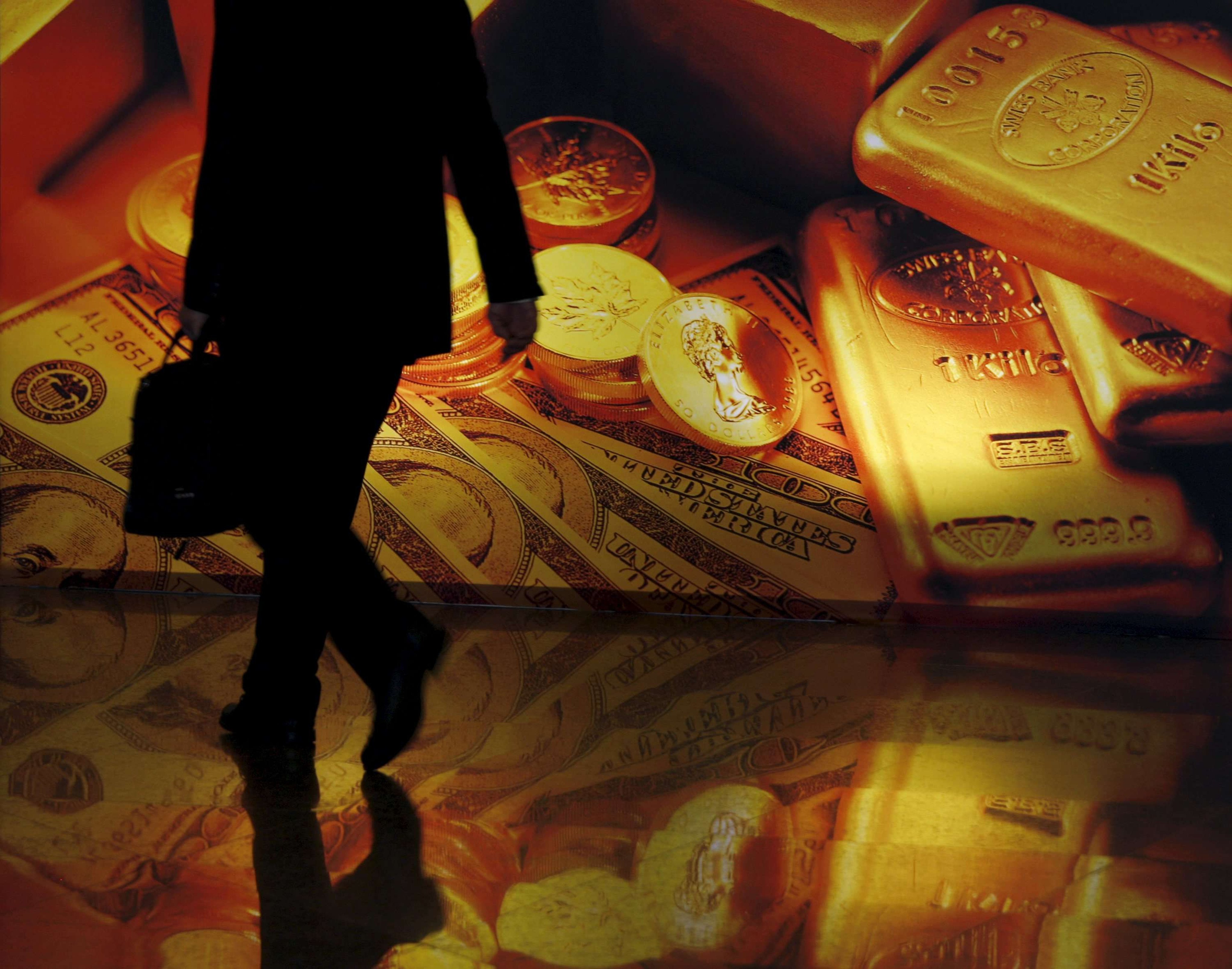 The defendant says his mother gave him 20 million yuan in cash in 2016, forcing him to make four trips to transport all the banknotes home. Photo: Reuters