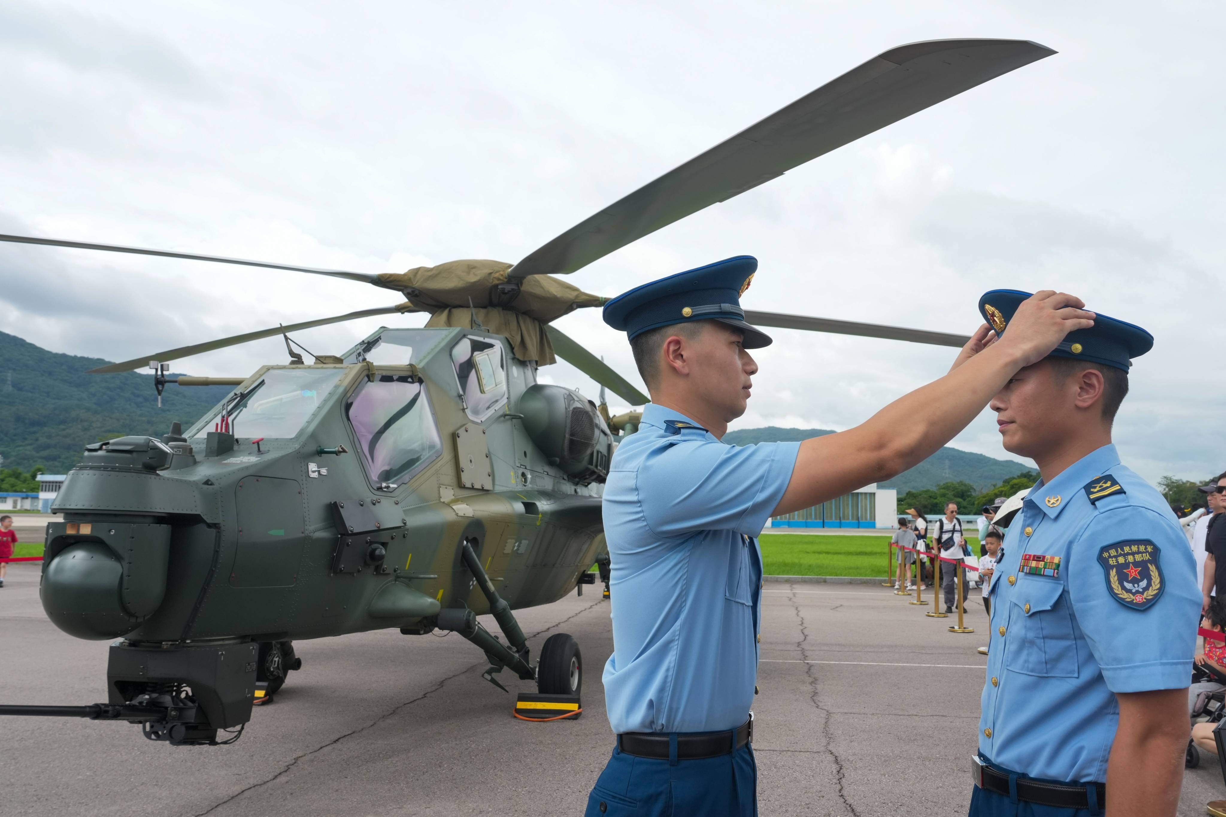 visitors flock to PLA Shek Kong barracks for the handover celebrations. Photo: Dickson Lee