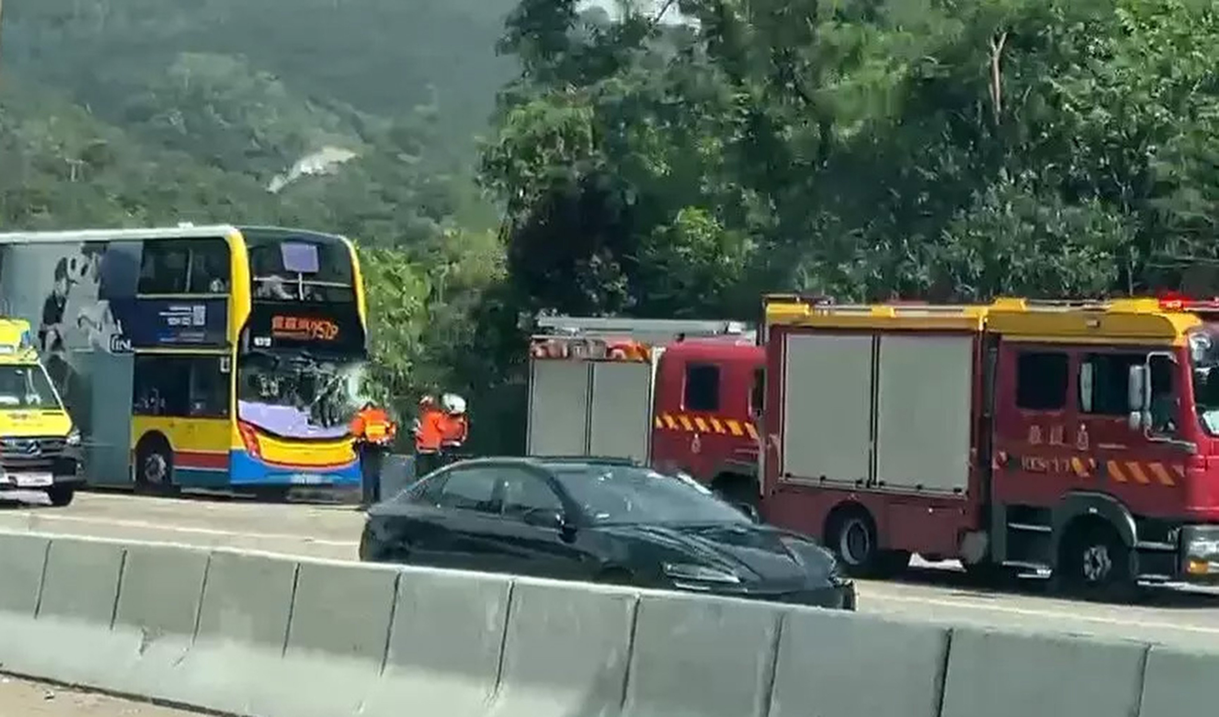 Police said they received a report of the crash at 8.59am. Photo: iCable TV