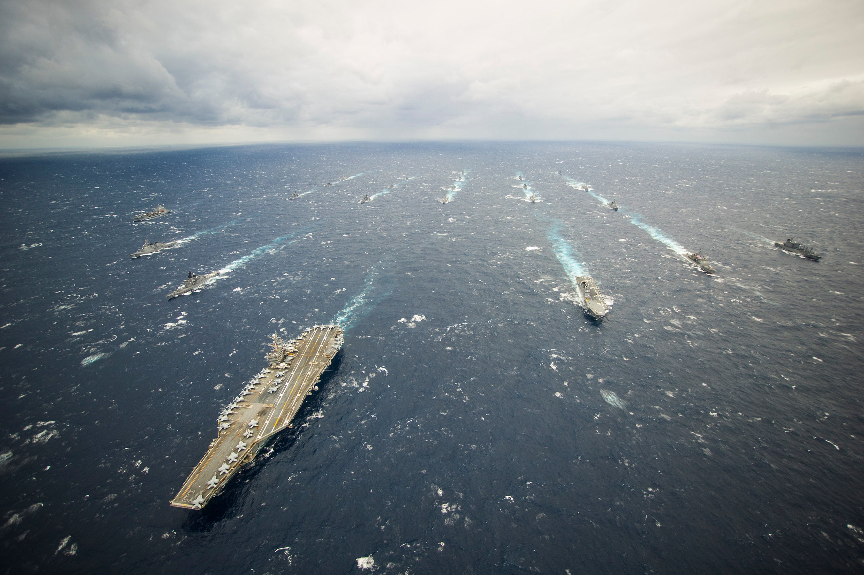 The USS George Washington and its carrier strike group train with Japanese vessels in 2013. Photo: US Navy