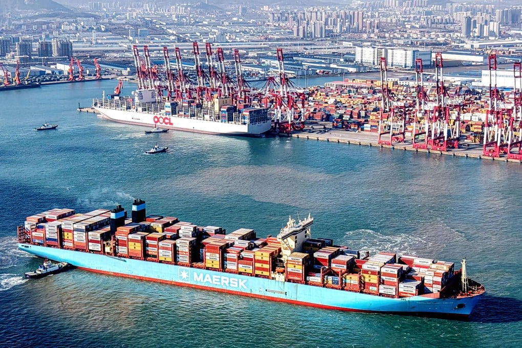 A container ship sails from the Qingdao port in eastern China’s Shandong province on December 26, 2024. Photo: AFP