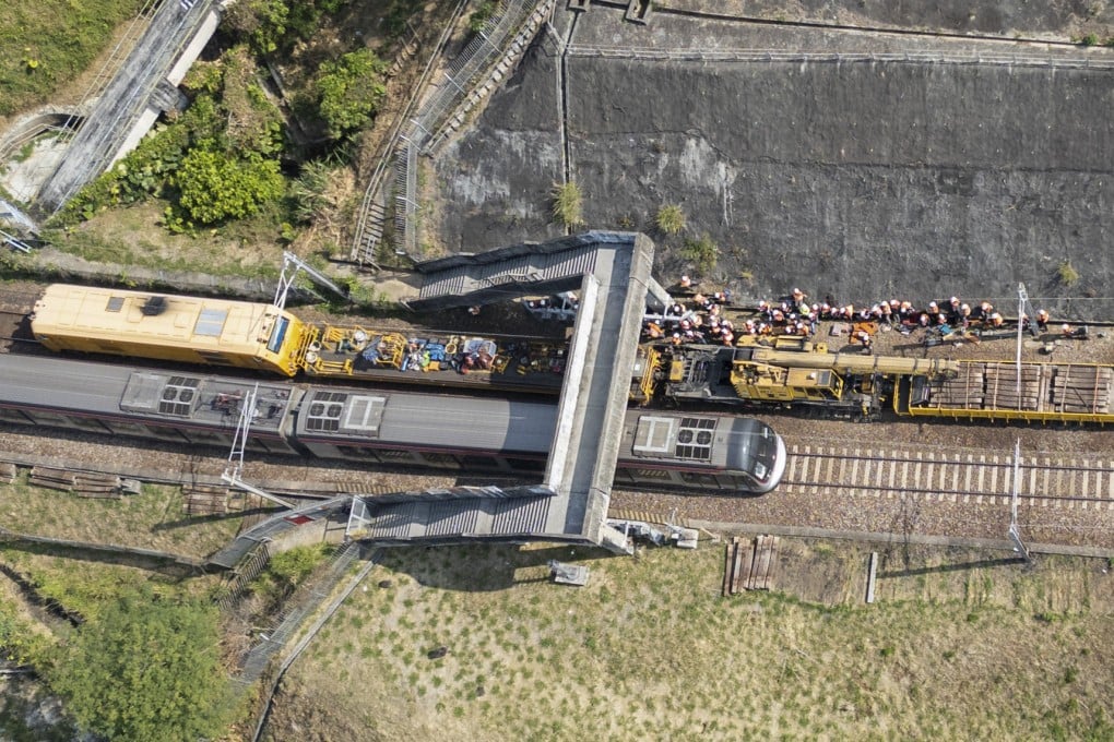 An aerial view of the stranded train near Tai Wo MTR station. Photo: Eugene Lee