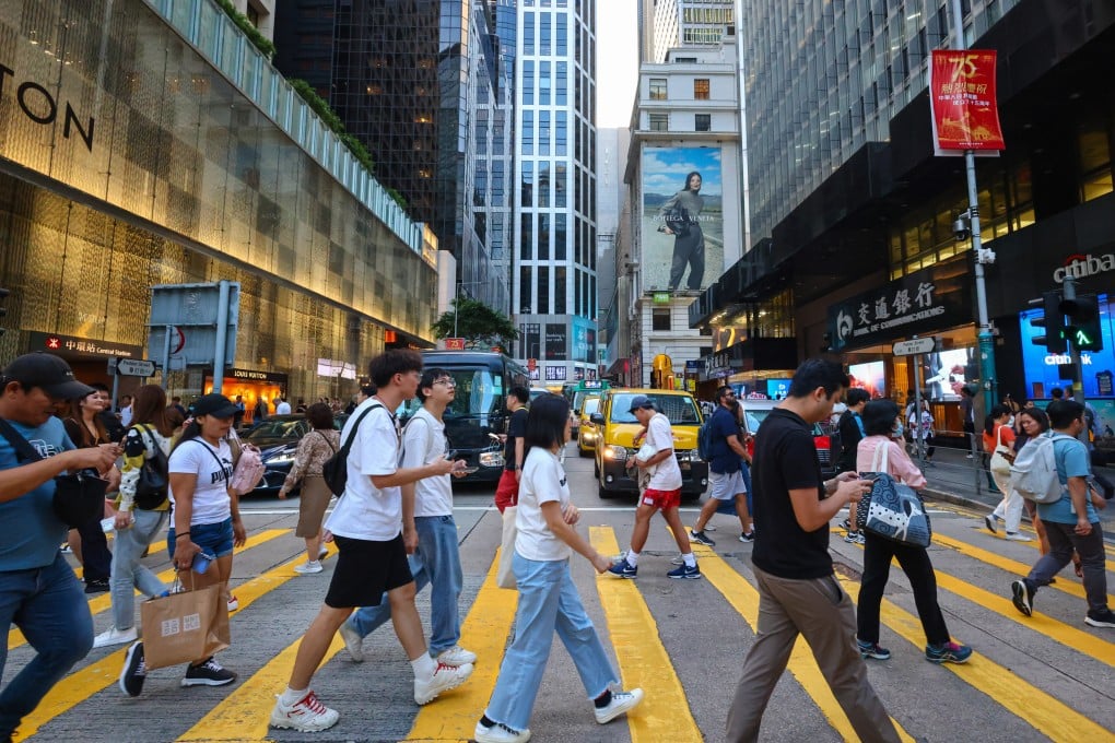Many experts have called for the government to bolster the city’s dwindling reserves by issuing more bonds to fund infrastructure investment. Photo: Dickson Lee
