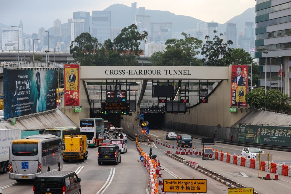 Hong Kong’s Cross-Harbour Tunnel was partially closed for over an hour after a piece of concrete fell from the ceiling and hit a car. Photo: Jelly Tse