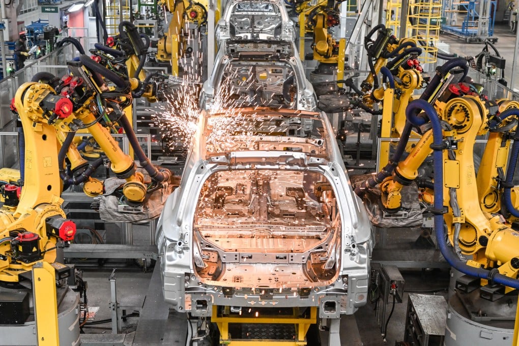Xu Fuguo, whose research has focused on EV control engineering, started as as a professor in the mechanical engineering school at Dalian University of Technology after spending years researching in the Japanese auto sector. Photo: Xinhua