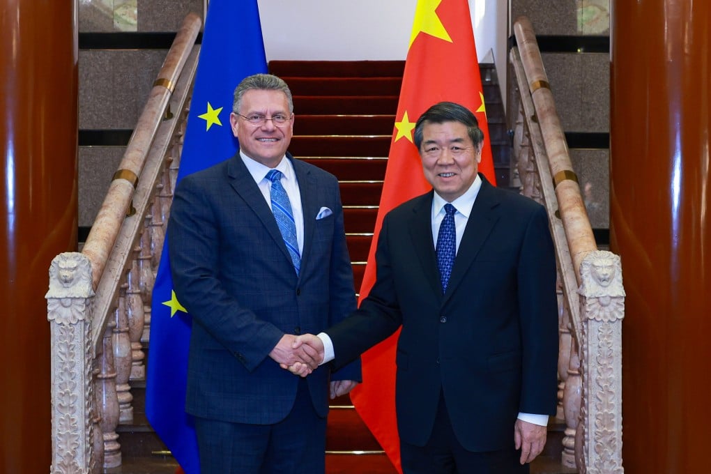 European Commissioner for Trade and Economic Security Maros Sefcovic meets Chinese Vice-Premier He Lifeng in Beijing, China, on March 27. Photo: EPA-EFE/Xinhua