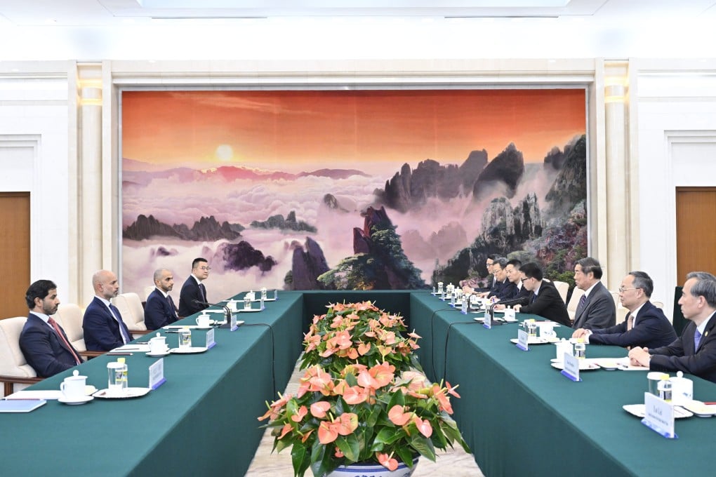 Vice-Premier He Lifeng (third from right) meets with representatives from the Abu Dhabi Investment Authority in Beijing on Wednesday. Photo: Xinhua