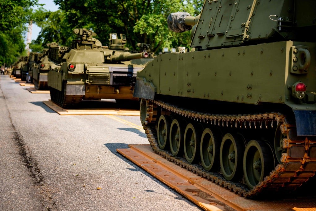Army soldiers work on an assortment of tanks and armored vehicles at West Potomac Park in Washington on Wednesday in preparation for a military parade Saturday to commemorate the US Army’s 250th anniversary. Photo: Getty Images via AFP
