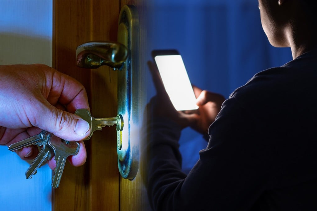 A Japanese man sneaked into a colleague’s home more than 20 times, taking photos because he wanted the woman to notice him. Photo: SCMP composite/Shutterstock
