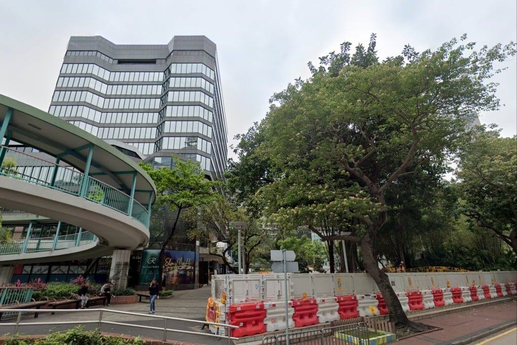 Police have sealed off Granville Road after finding a bomb in Tsim Sha Tsui. Photo: Google Maps