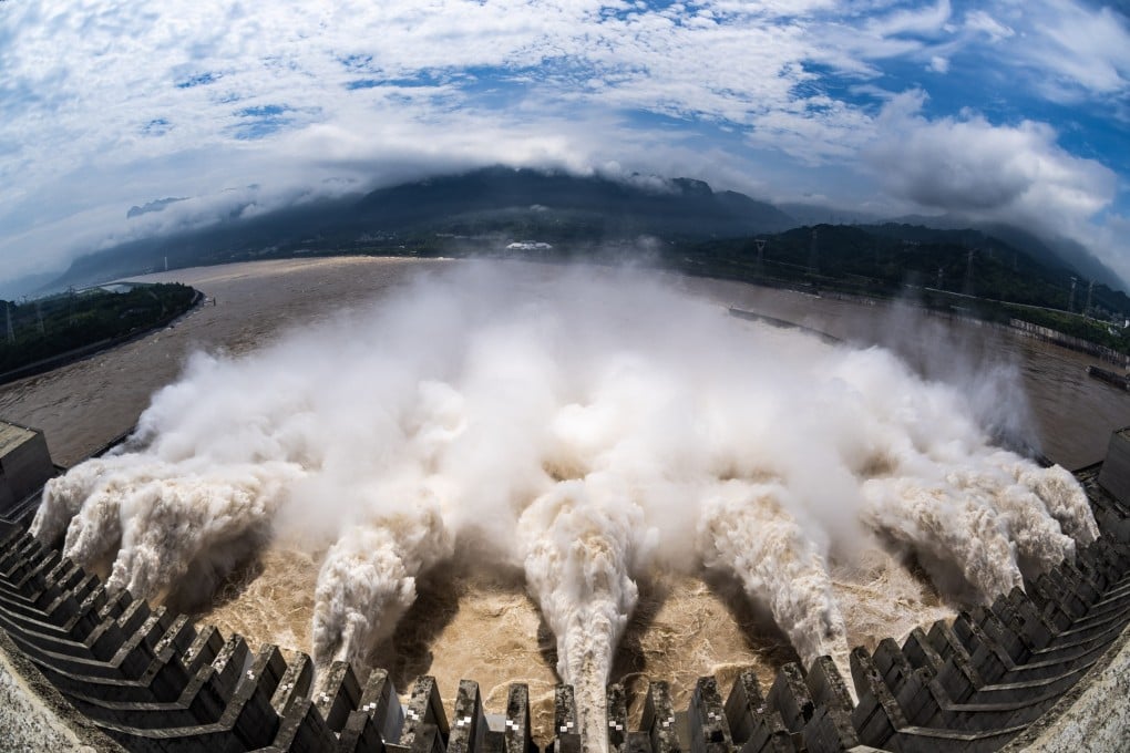 Water gushes out from the Three Gorges Dam through nine of its flood discharge gates to spare more capacity for incoming floods from upper reaches of the Yangtze River, in central China’s Hubei Province, July 15, 2024. Photo: Xinhua