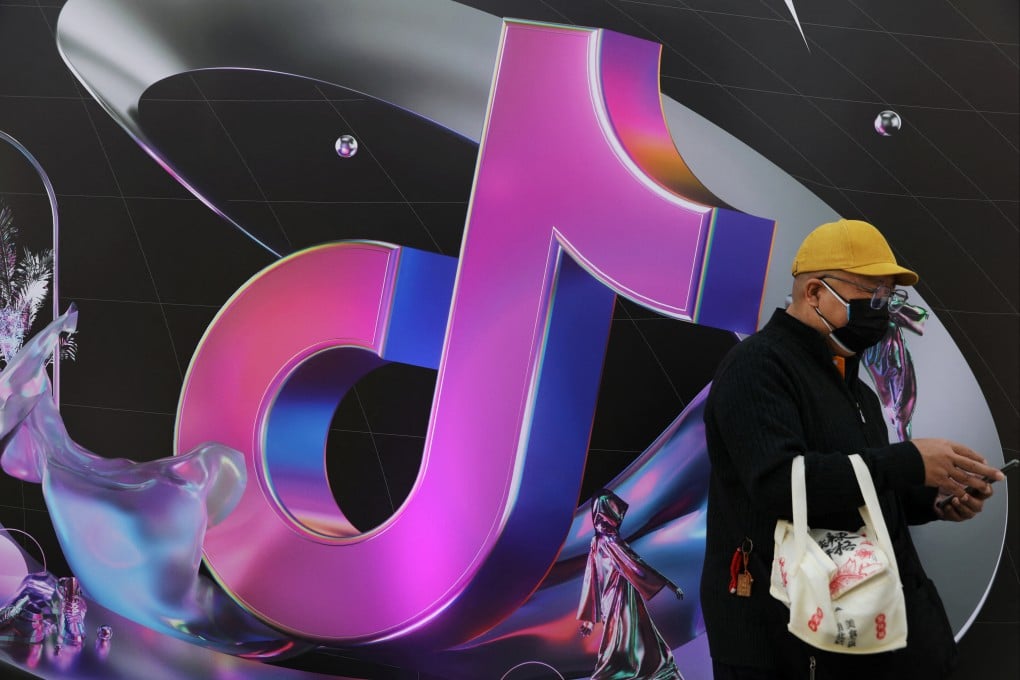 TikTok’s Chinese counterpart is reportedly merging its online supermarket and instant delivery service. Photo: Reuters