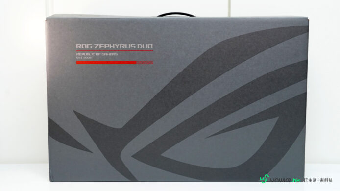 ROG Zephyrus Duo 高性能遊戲筆記本電腦.