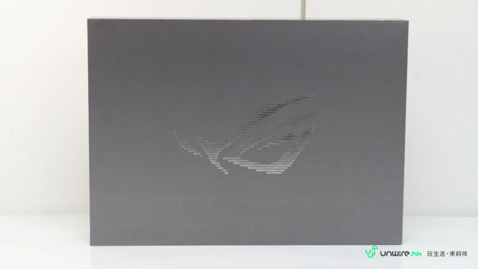 ROG Zephyrus Duo 高性能雙屏筆記本電腦.