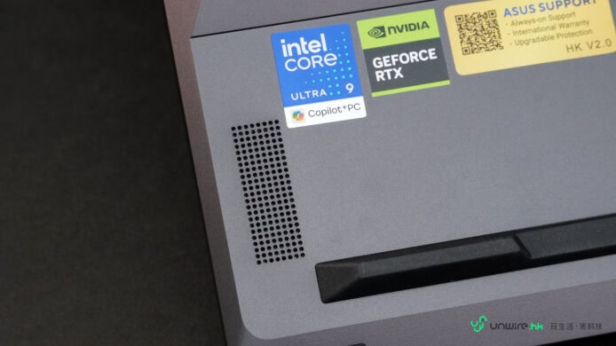 ROG Zephyrus Duo 高性能遊戲筆記本電腦，配備Intel Core i9處理器和NVIDIA GeForc.