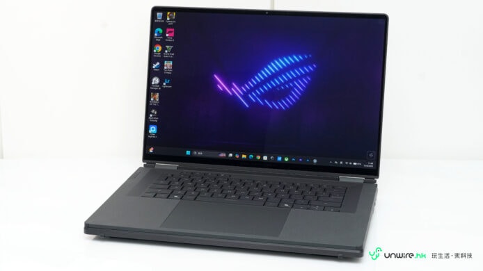ROG Zephyrus Duo 高性能雙屏筆記本.