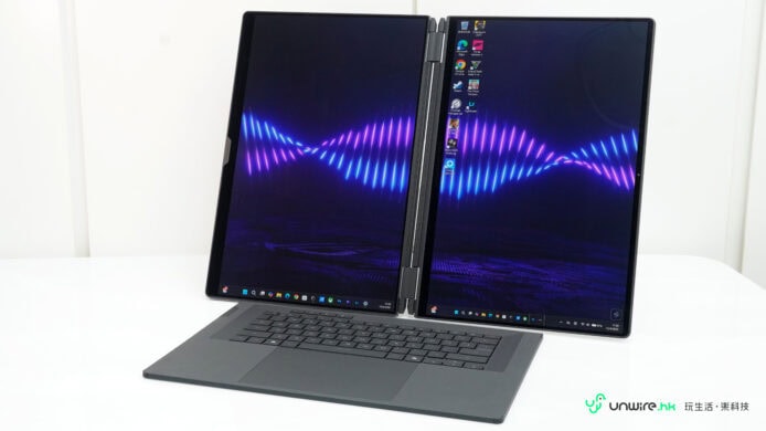 ROG Zephyrus Duo 雙屏筆記本電腦展示.