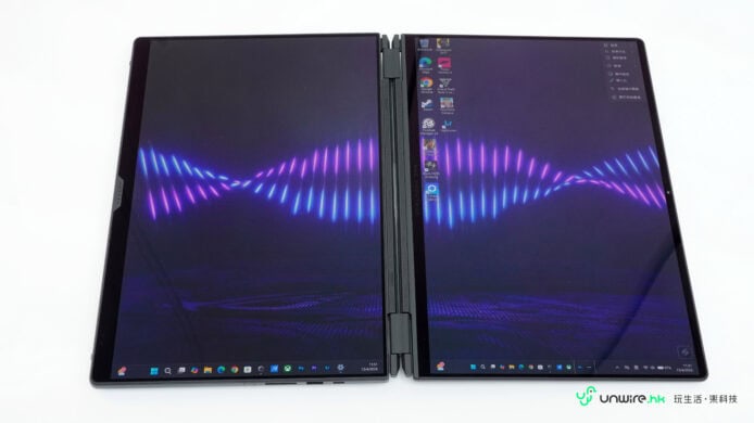 ROG Zephyrus Duo 雙屏遊戲筆記本.
