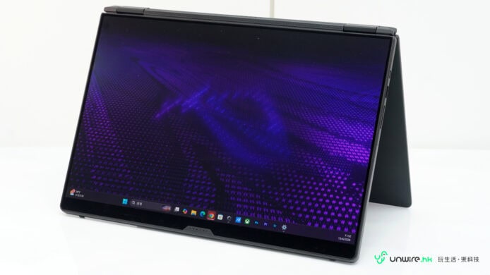 ROG Zephyrus Duo 2合1筆記本電腦.