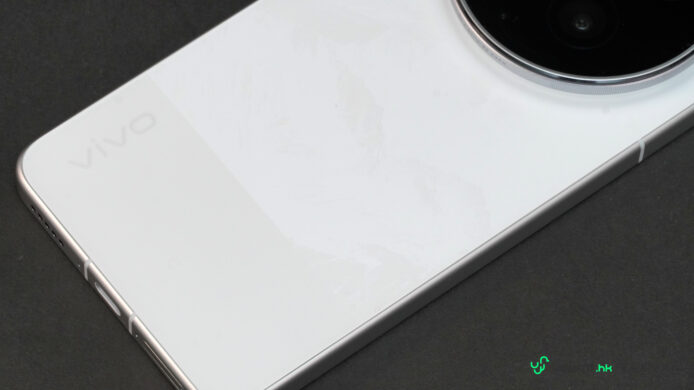 Vivo X300 Ultra 拍攝效果，展示其高質素攝影能力與增距鏡實測。.