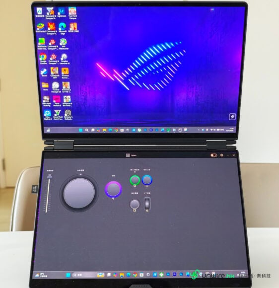 ROG Zephyrus Duo 筆記本電腦雙屏遊戲本.