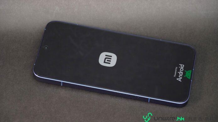 智能手機展示 - Android 系統手機圖片.