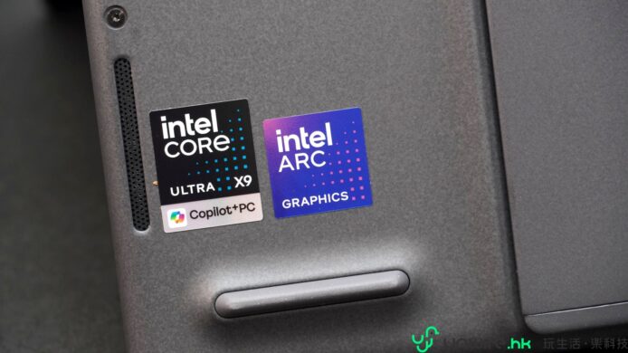 高性能筆記本電腦，配備Intel Core X9 Ultra和Intel.
