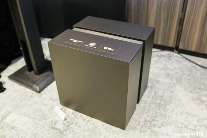 高端音響喇叭展示.