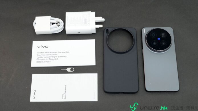 Vivo 智能手機與配件展示.