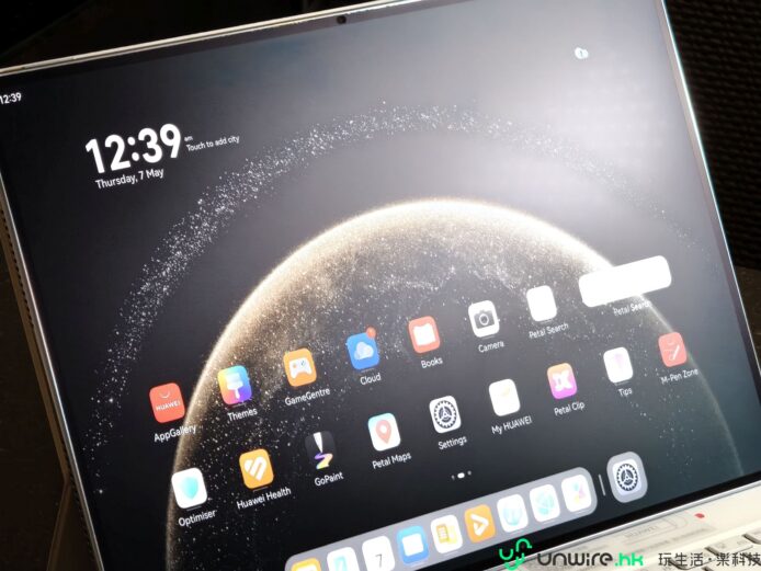 華為MatePad Pro Max 速試,超輕薄設計與亮麗防反光熒幕.