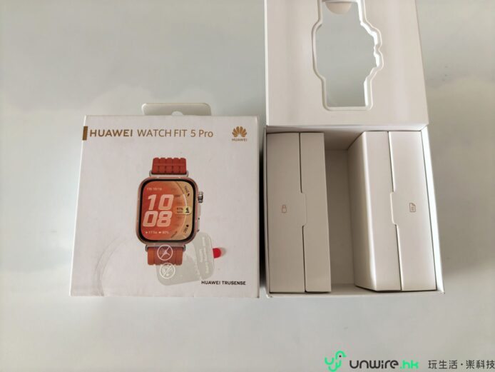 華為WATCH FIT 5 Pro智能手錶展示.