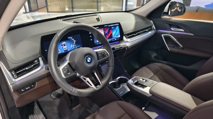BMW車內設計與科技.