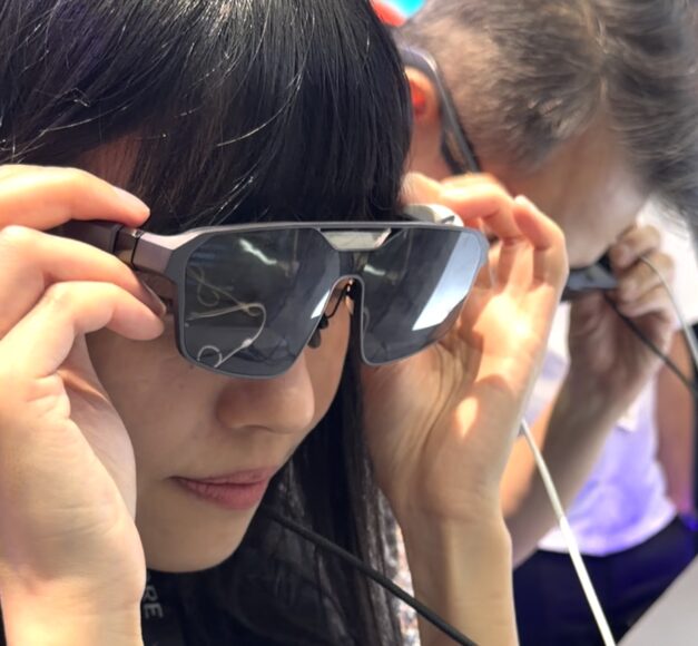 智能眼鏡展示.