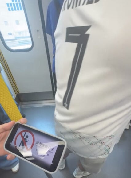 火車內禁止吸煙的標誌,提醒乘客遵守禁煙規.