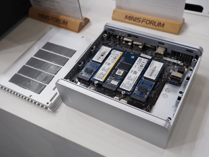 Mini PC 內部硬件展示,專為本地 LLM 與 Private AI.
