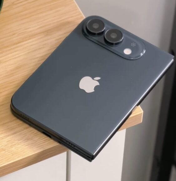 摺疊iPhone Ultra近似iPad mini比例.