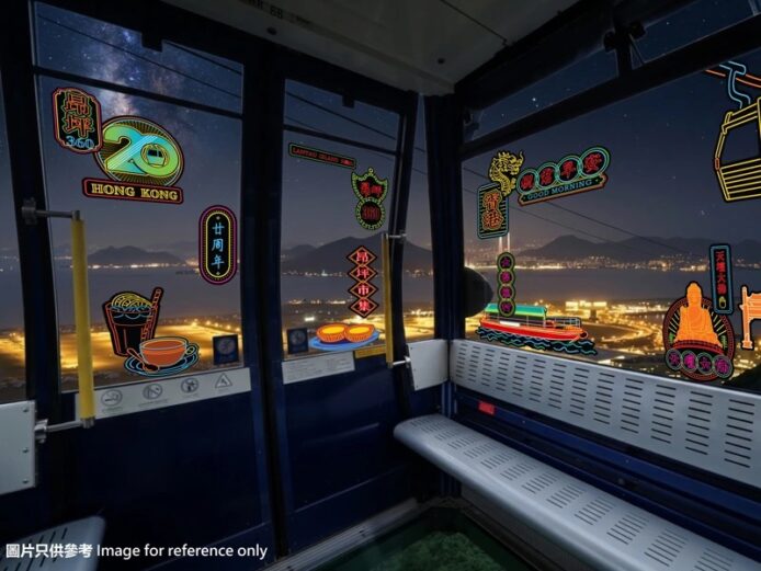 夜晚昂坪360纜車車廂內部裝飾.